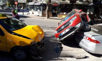 Ankarada Trafik Kazası: 2 Yaralı