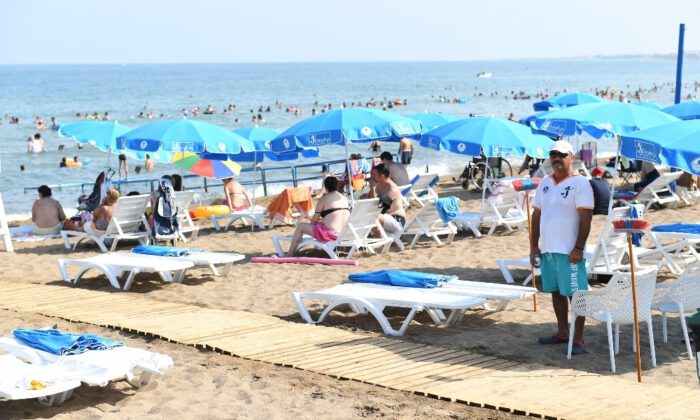 Plajlardaki İşgallere Son Verildi