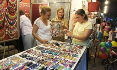Ürettikleri Eserleri Örende Turistlere Satarak Ailelerine Katkı Sağlıyorlar