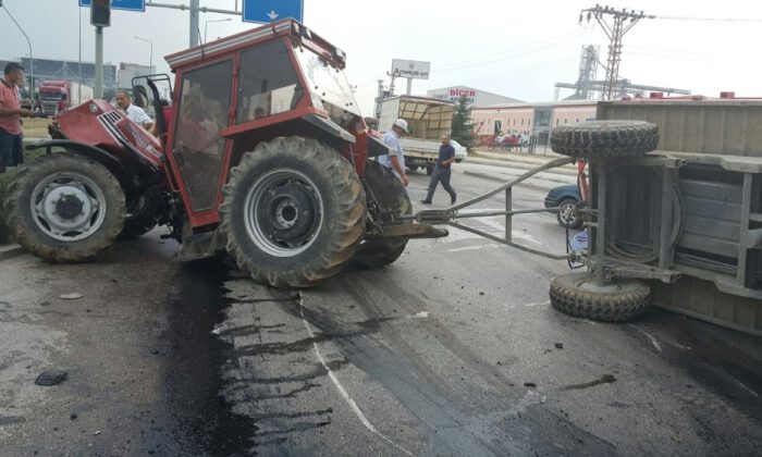 Amasyada Tır İle Traktör Çarpıştı: 2 Yaralı