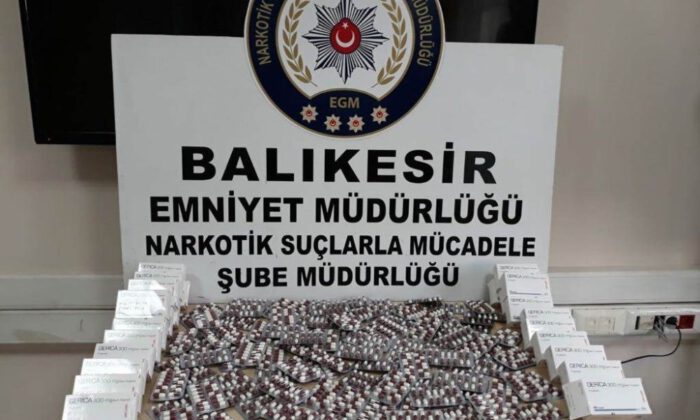 Kargo İle Gelen Uyuşturucu Haplar Yakalandı