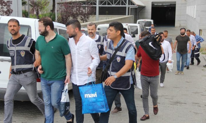 Polisten Ceza Sahası Operasyonu
