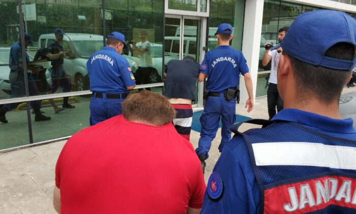 Araç Kaza Yapınca Ortaya Çıkan Tecavüz İddiasına 2 Tutuklama