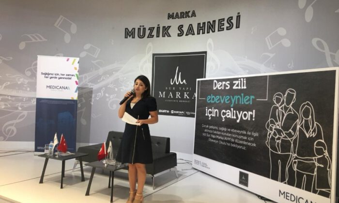 Ebeveyn Okulunda Konu Teknoloji Bağımlılığı
