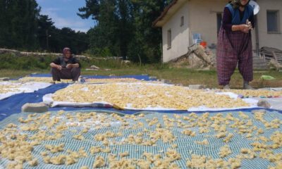 Kadınların Tarhana Mesaisi Başladı