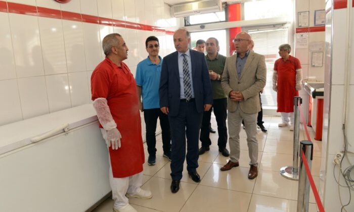 Vali Azizoğlu, Et Ve Süt Kurumu Mağazalarını Gezdi
