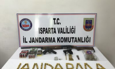 Jandarmanın Zehir Operasyonunda Uyuşturucu Madde, Silah Ve Mühimmat Ele Geçirildi