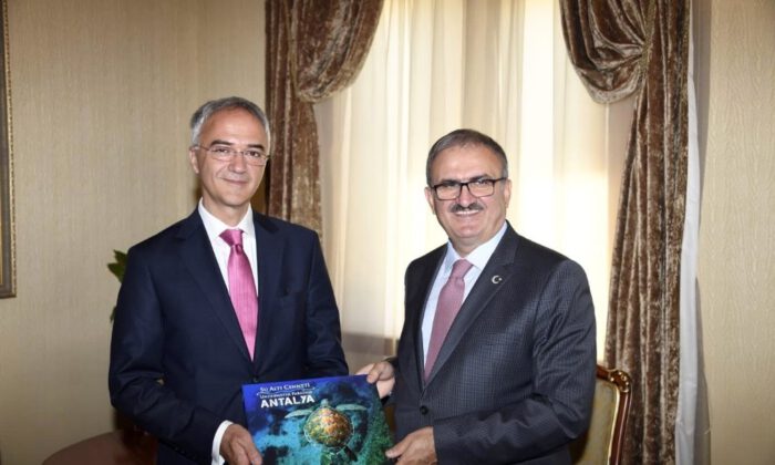 Sırp Büyükelçiden Antalya İtirafı