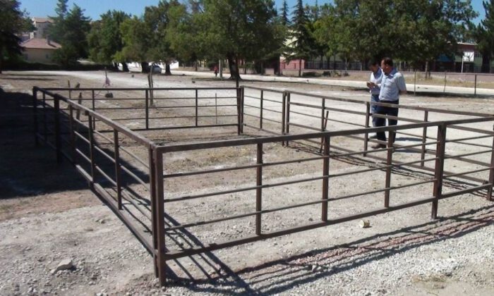 Ereğlide Hayvan Pazarının Kurulacağı Alan Hazırlandı