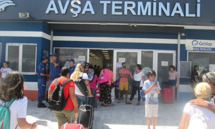 Avşaya Tatilci Akını