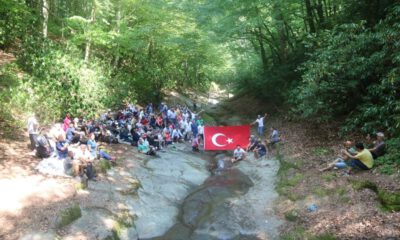 Kayalıdere Şelaleleri Ziyaretçi Akınına Uğruyor