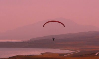 Erciş Semalarında Yamaç Paraşütü Keyfi