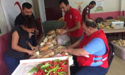 Kızılay Ve Afaddan Mevsimlik İşçilere Yardım