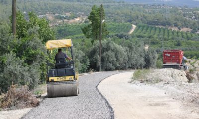 Erdemlide Yol Yapım Çalışmaları Sürüyor