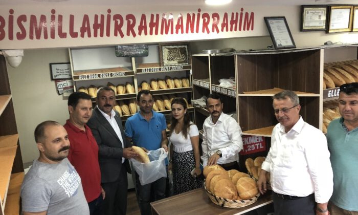 Mhp Çorlu İlçe Teşkilatından Askıda Ekmek Kampanyasına Destek