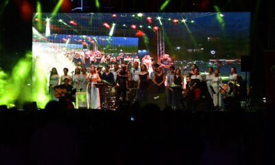 İzmirden Barış Şarkıları Yankılandı