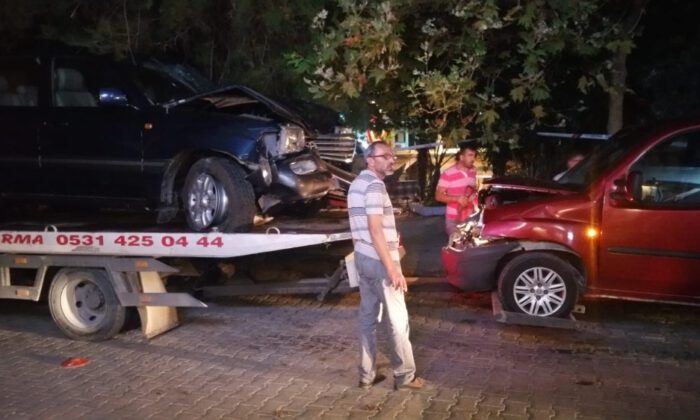 Trilyede 2 Kadının Öldüğü Kazanın Ardından Vatandaşlar İmza Kampanyası Başlattı