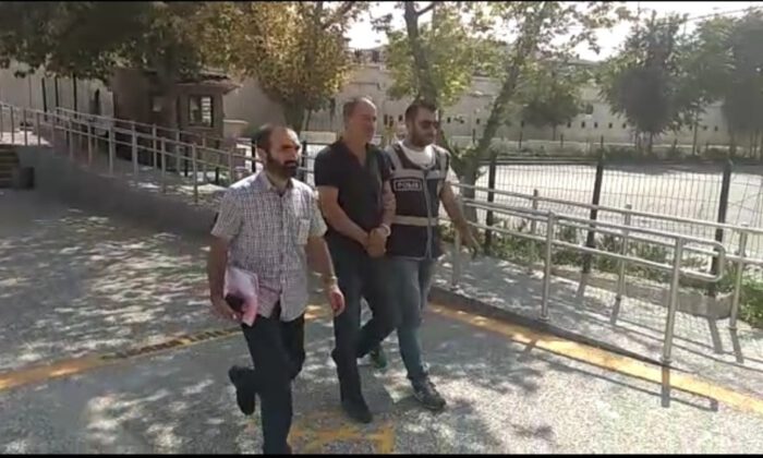 Yankesiciler Önce Kameraya Sonra Polise Yakalandı