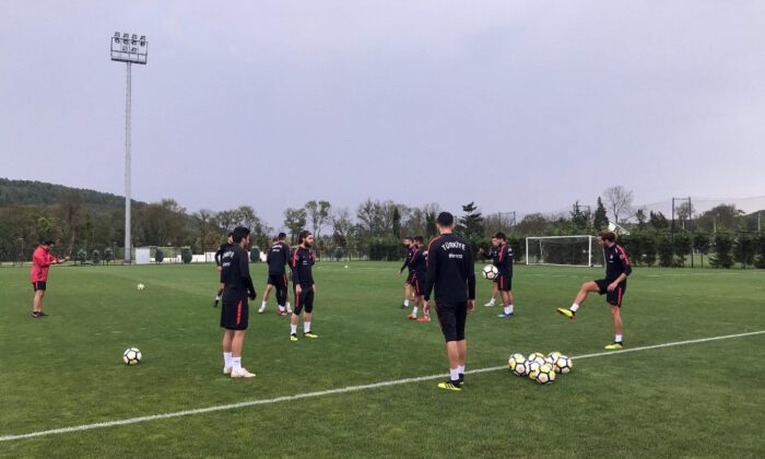 Ümit Milli Futbol Takımı, İsveç Maçı Hazırlıklarına Başladı