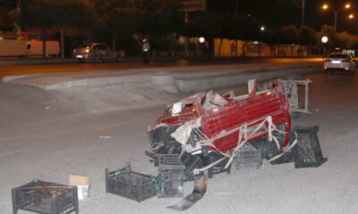 Kontrolden Çıkan Otomobil Elektrikli Bisiklete Çarptı: 1 Yaralı