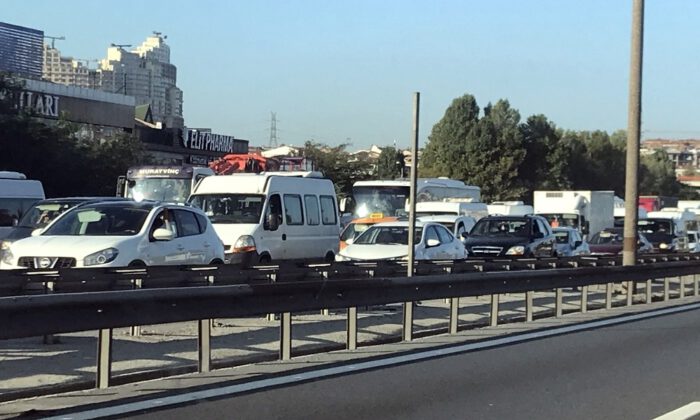 İstanbulda Okul Trafiği Yoğunluğu