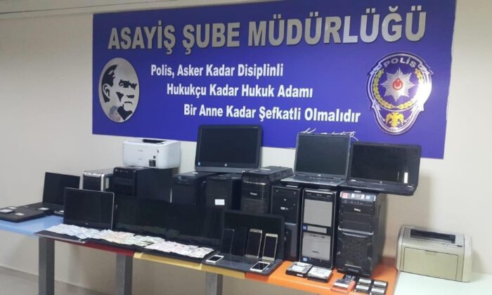 Mersinde Yasa Dışı Bahis Operasyonu: 17 Gözaltı