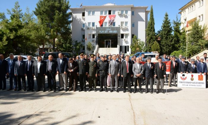 Dinarda 19 Eylül Gaziler Günü Anma Programı
