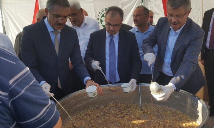 Başkan Akay, Aşure Etkinlikleri Toplumumuzun Kaynaşmasına Vesile Olur