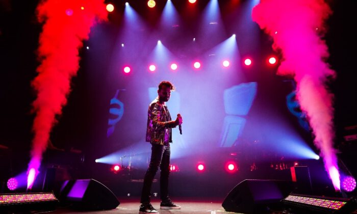 Fizy İle Şebnem Ferah, Edis Ve Gripin Sahnede