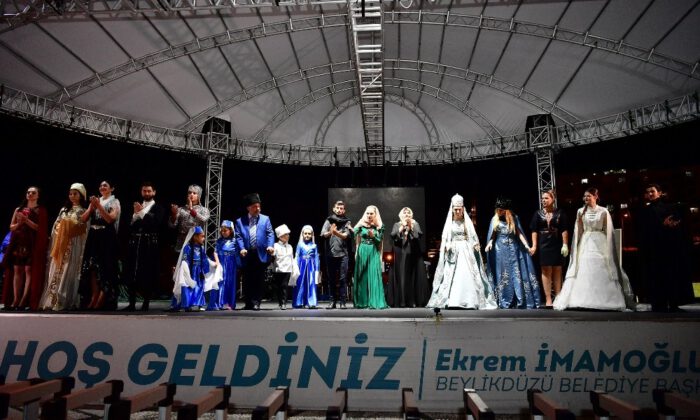 Beylikdüzü, Çerkes Kıyafetlerinin Zamanda Yolculuğuna Tanıklık Etti
