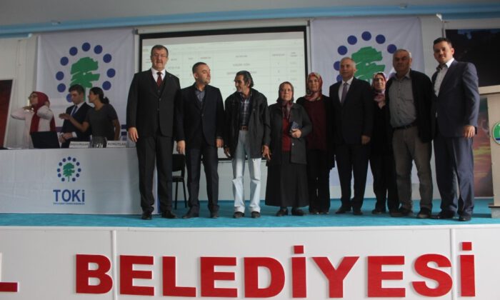 Çivrilde 330 Konut İçin Kura Çekimi Yapıldı