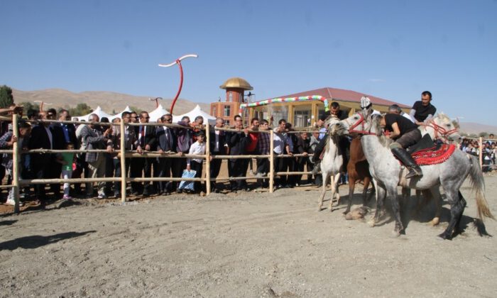 “Gürpark Millet Bahçesi” Hizmete Açıldı