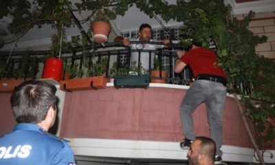Hırsız İçeride İhbarı Polisi Balkona Tırmandırdı