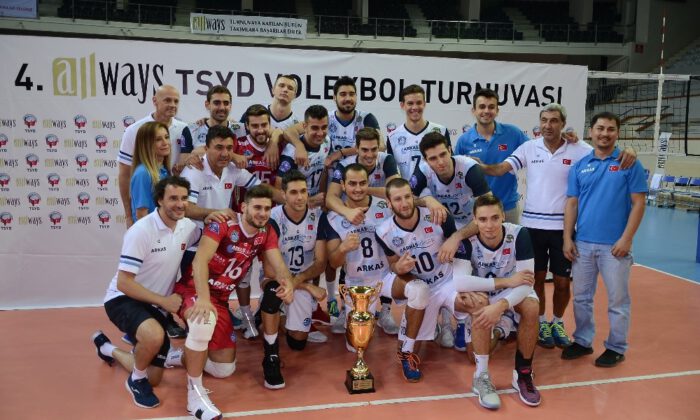 4. Allways Tsyd İzmir Voleybol Turnuvasının Şampiyonu Arkas