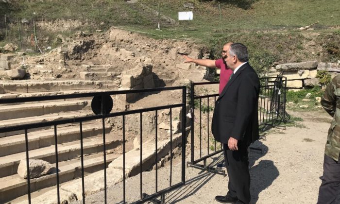 Başkan Ay Kazı Çalışmaları Yerinde İnceledi