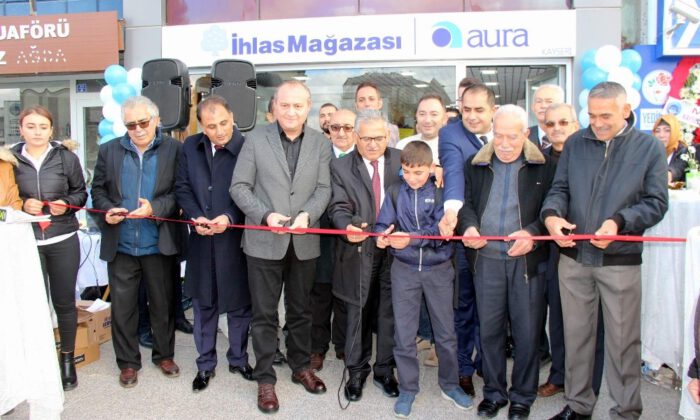 Türkiye Gazetesi İle İhlas Mağazası Kayseri Temsilciliği Dualarla Açıldı