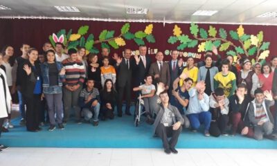 Burhaniyede Özel Öğrencilerin Gösterileri Alkışlandı