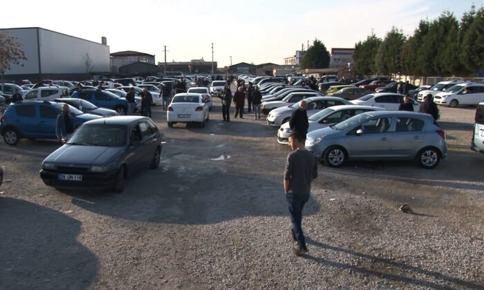 (Özel) Sıfır Araçlardaki İndirimler 2. El Satışlarını Vurdu