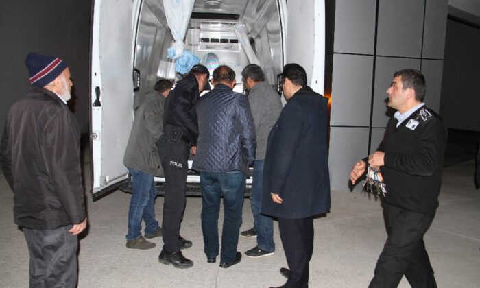 Yaşlı Adam Sobadan Sızan Gazdan Zehirlenerek Öldü