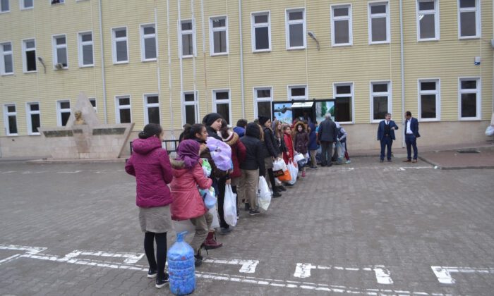 Atıkları Getirenler Ücretsiz Alışveriş Yaptı