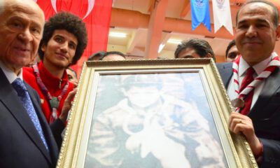 Bahçeli MHP’nin 50. Yıl Sergisini Gezdi