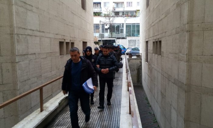 Komiserlik Sınavında Usulsüzlük Yapan FETÖ Şüphelisi Komiserler Adliyede