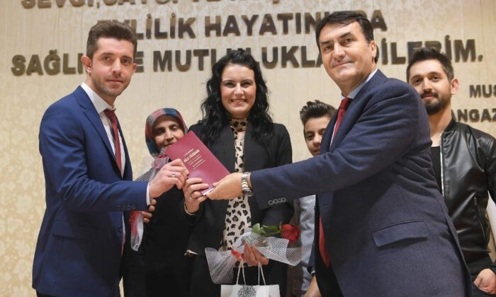 Nikah Dairesinde 14 Şubat Yoğunluğu