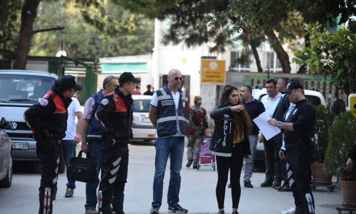 Okul Önlerinde 18 Bin Kişi Sorgulandı