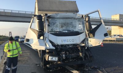 Otobanda Kaza… Kamyonda Can Pazarı: 1 Yaralı