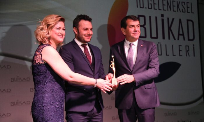 UEDAŞ’a Kadına Yönelik Farkındalık Ödülü