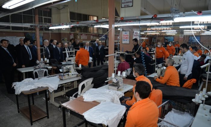 Kader mahkumları topluma kazandırılacak