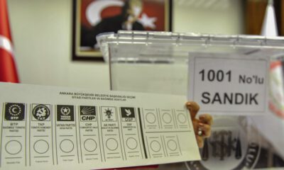 Oy pusulaları görücüye çıktı