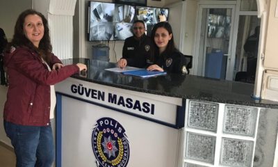 Polis Hem Sokakta Hem De Masa Başında Güven Veriyor
