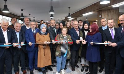 Üniversitelilerin Kıraathane Buluşması Başladı